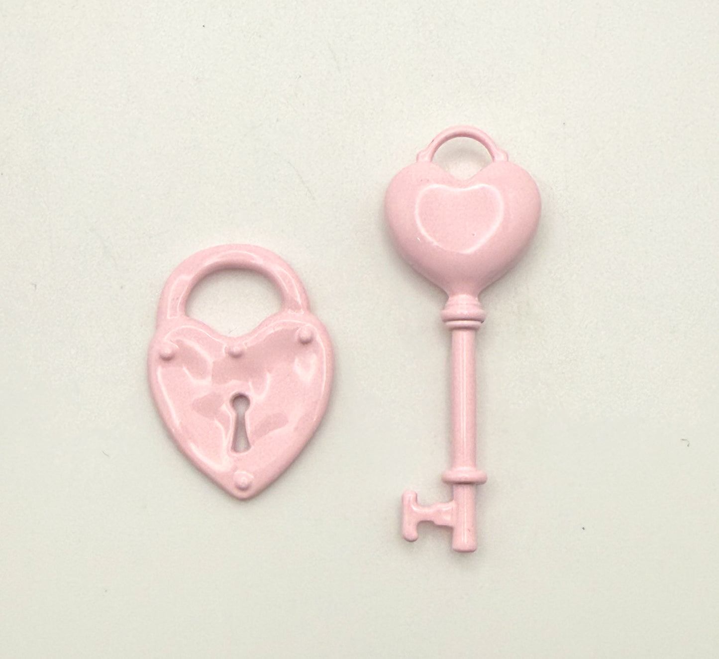 Balenc❤️iaga Lock N Key DIY Charm set