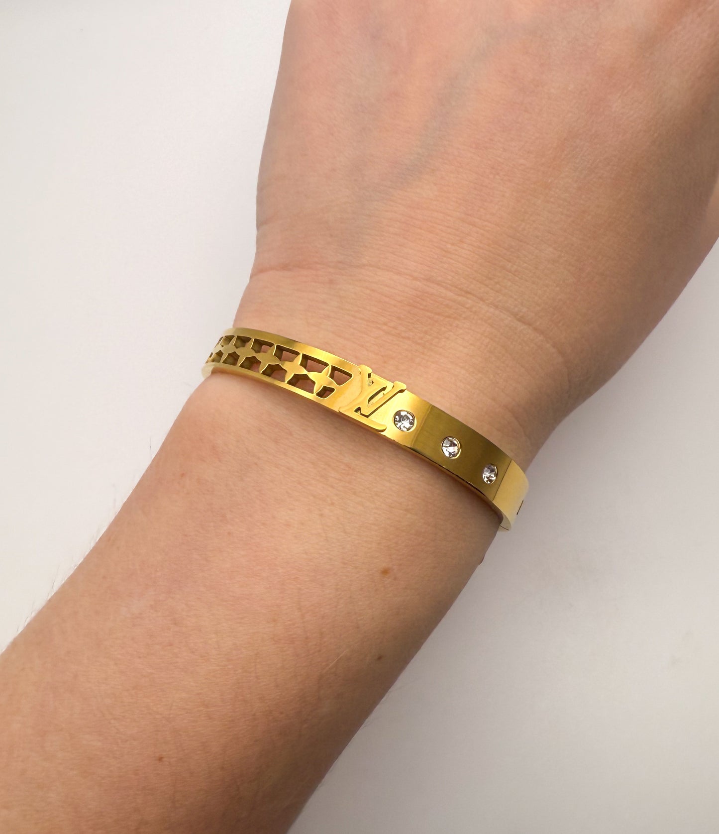 High Quality LV Designer Gold Stainless Bangle Bracelet with Mini Designer Stamp