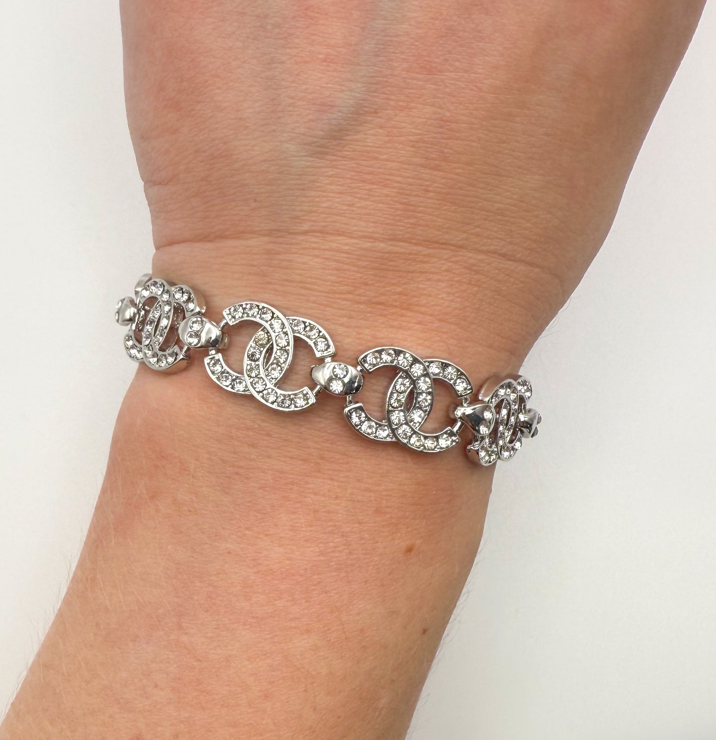 Elegant CC Designer Silver or Gold Matching Necklace and Bracelet set