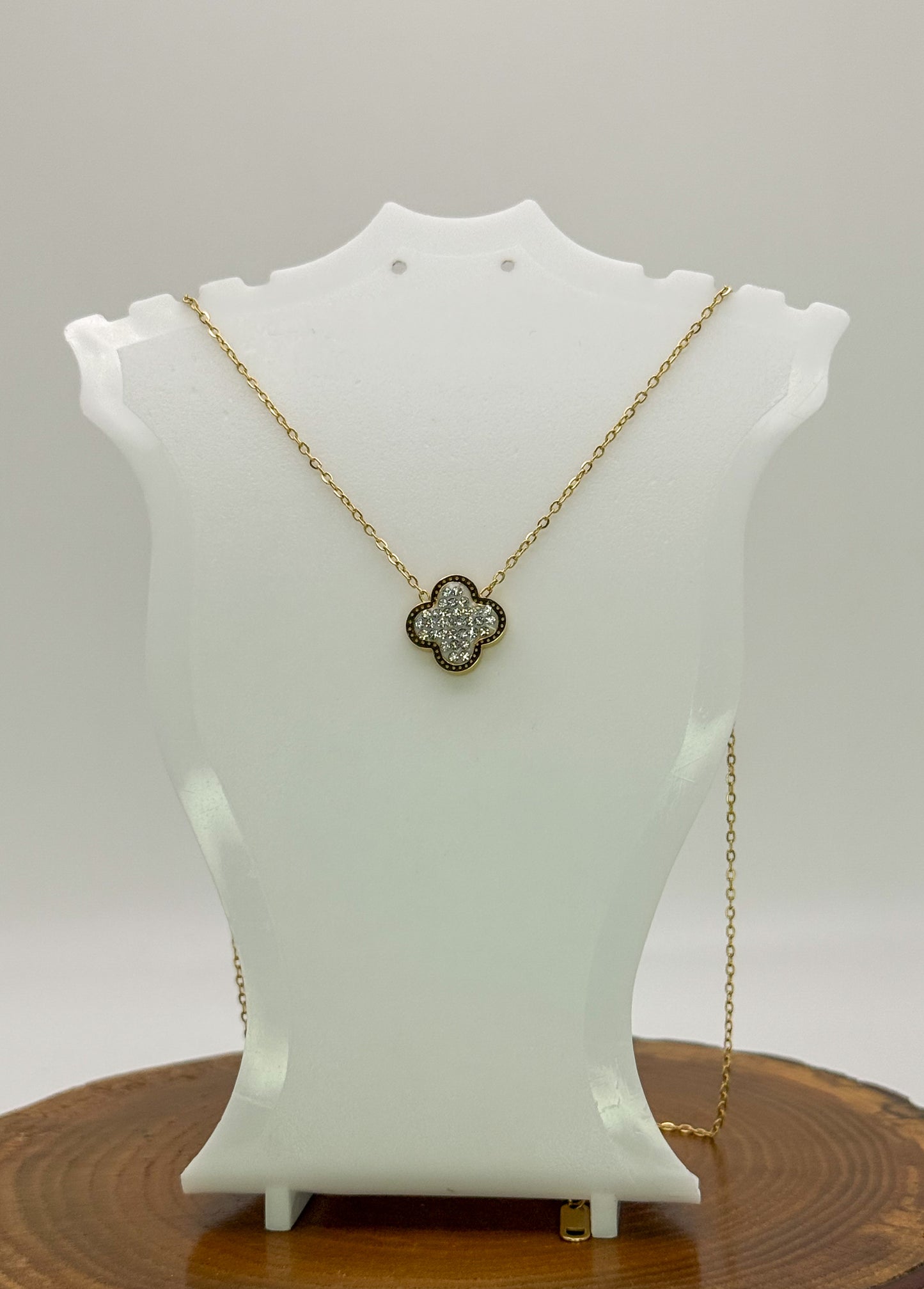 Gold Single LV Designer Clover Bling Necklace