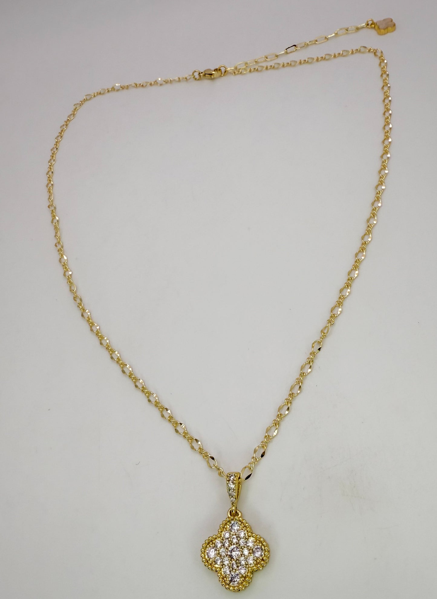 Sparkling Gold Clover Necklace