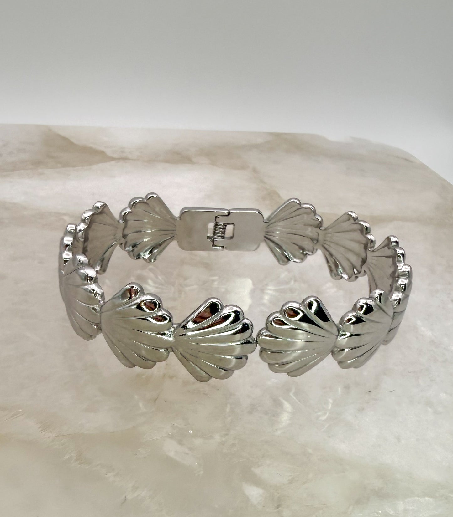 Open Front Silver Stainless Steel Sea Shell Bangle Bracelet