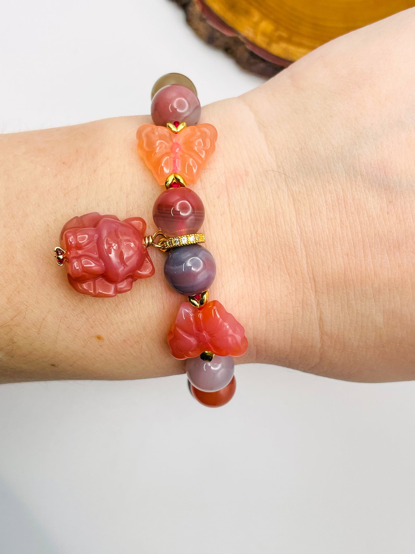 Natural Yanyuan Agate 9 Tailed Fox with Twin Buttefly Carving Adjustable Stretch Bracelet