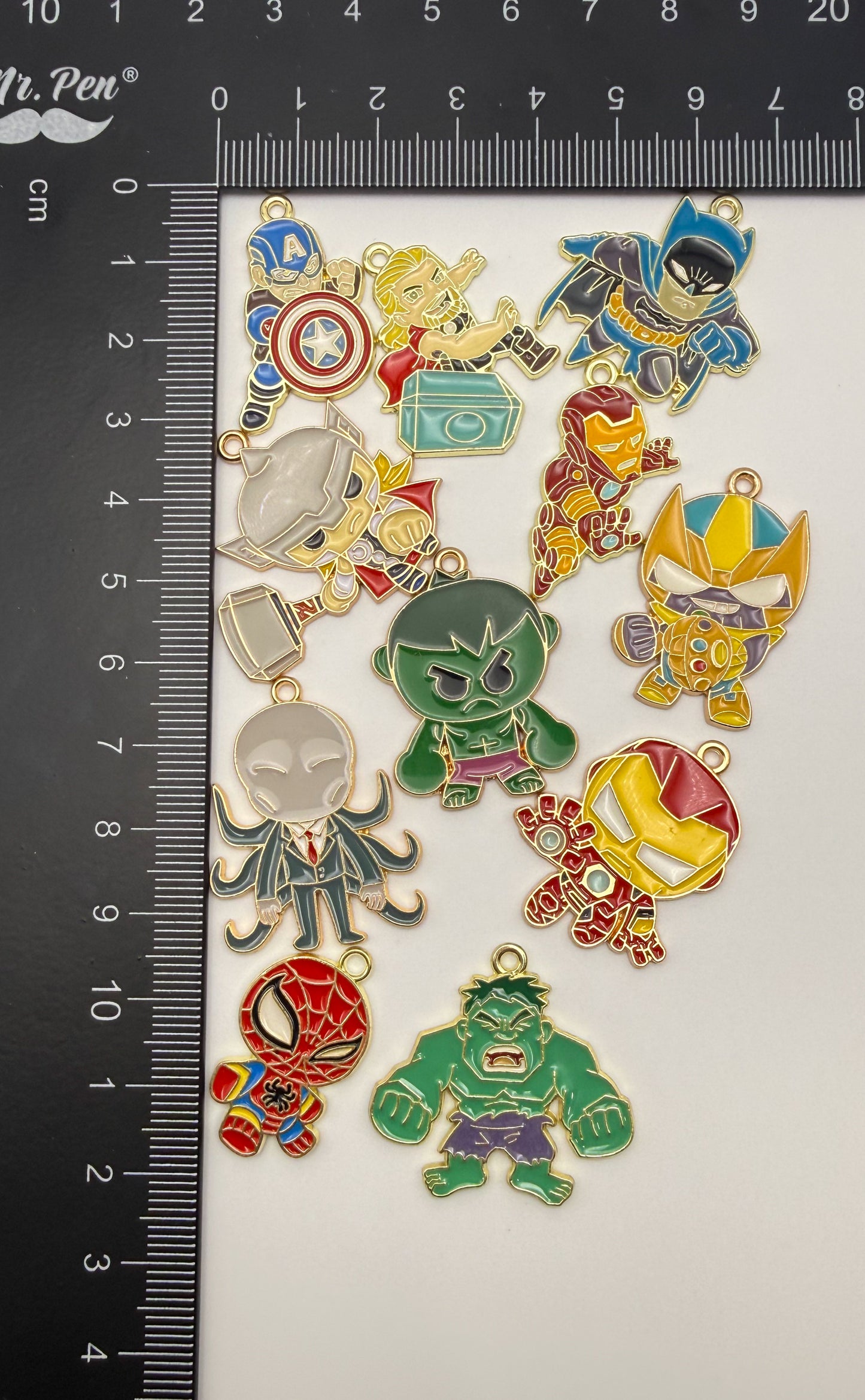 DC Avengers Gold DIY Metal Charm Set