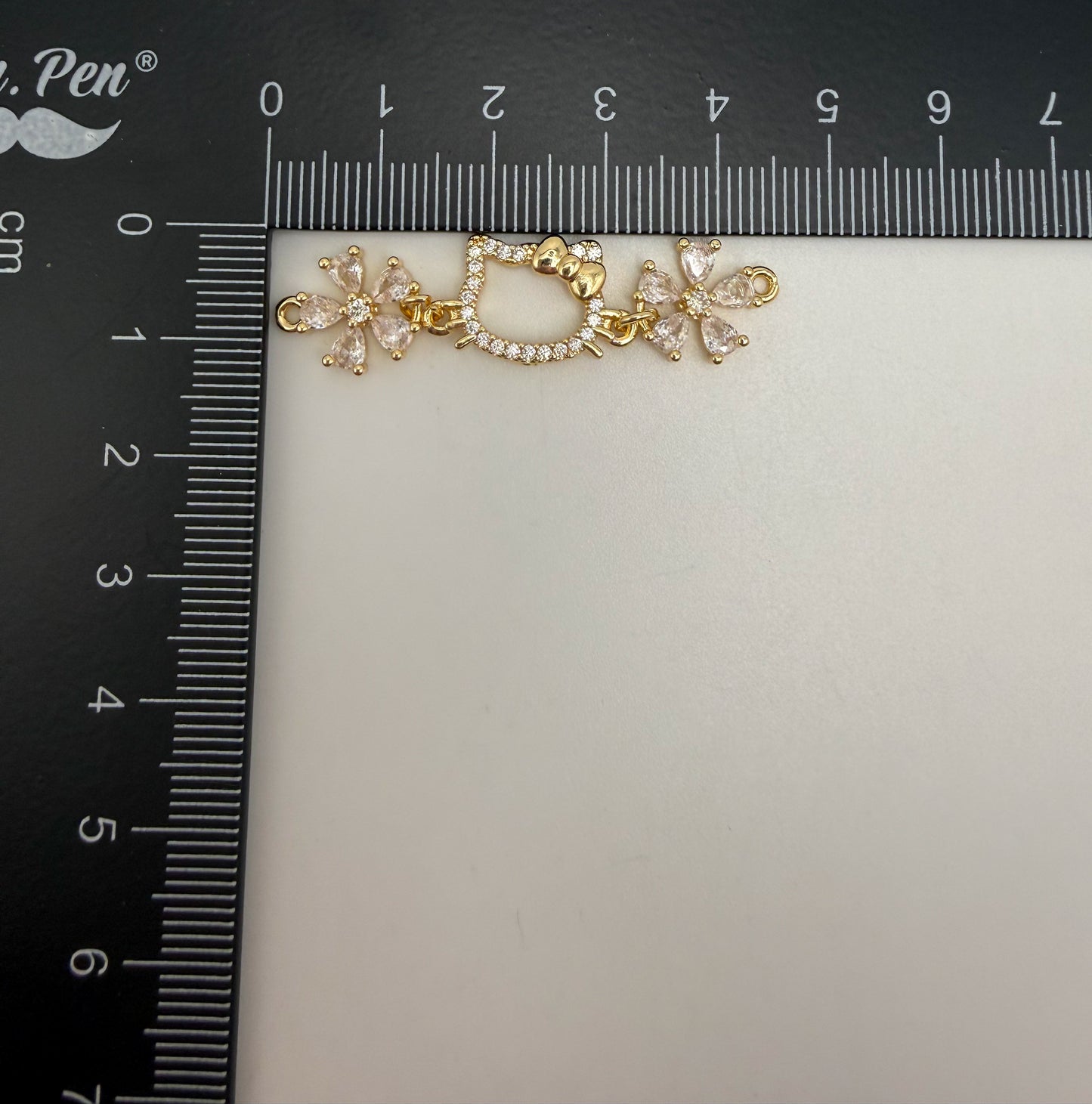 HK Kitty Head Bling Connector Charms