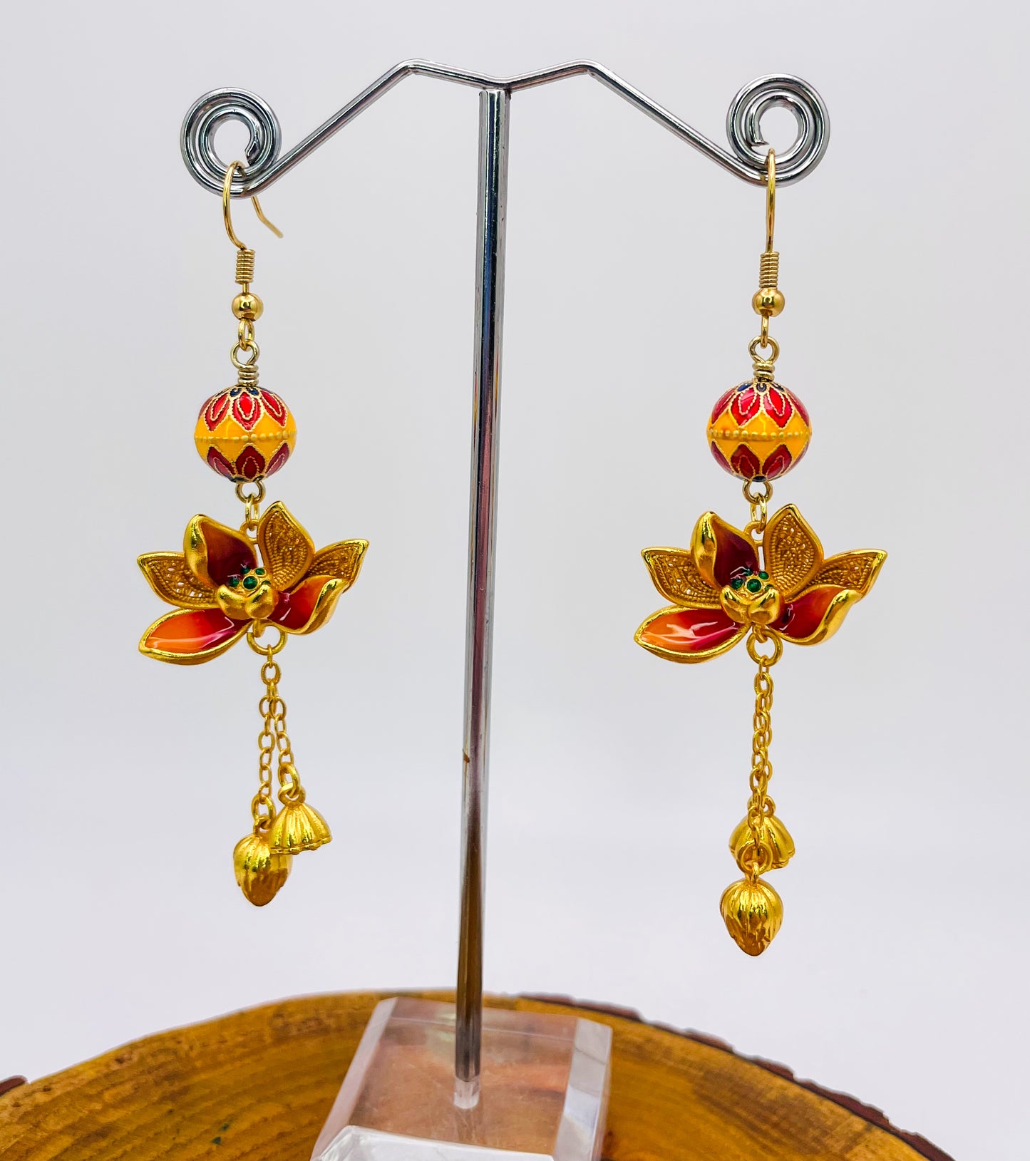 Beautiful Sand (999) Gold Lotus Earrings