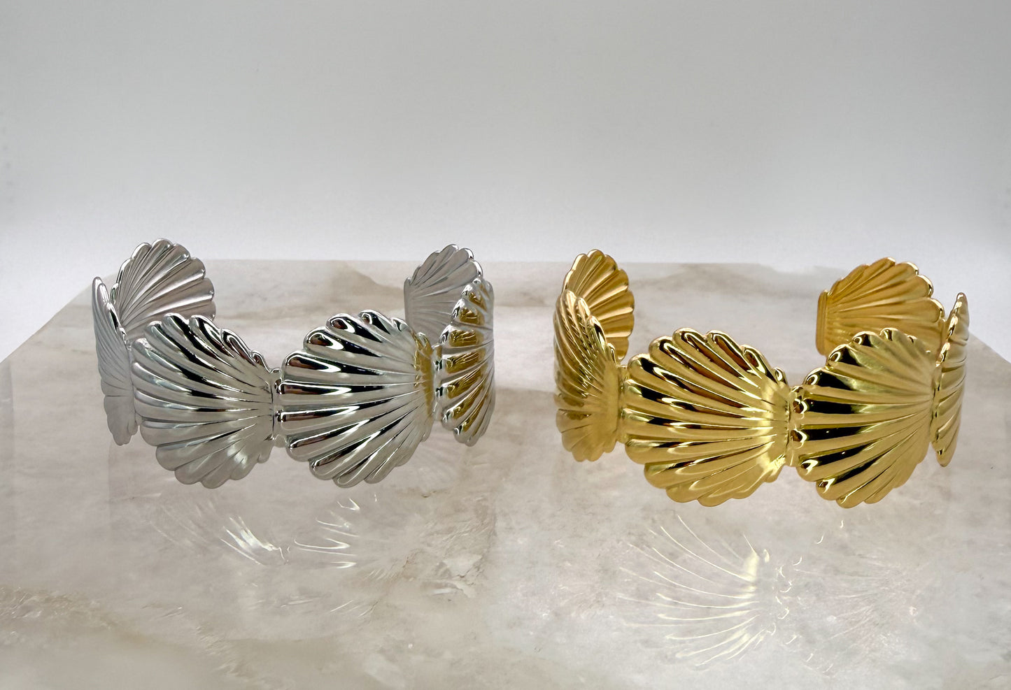 Scallop SeaShell Stainless Steel Gold or Silver Plated Open Back Adjustable Cuff Bangle Bracelet