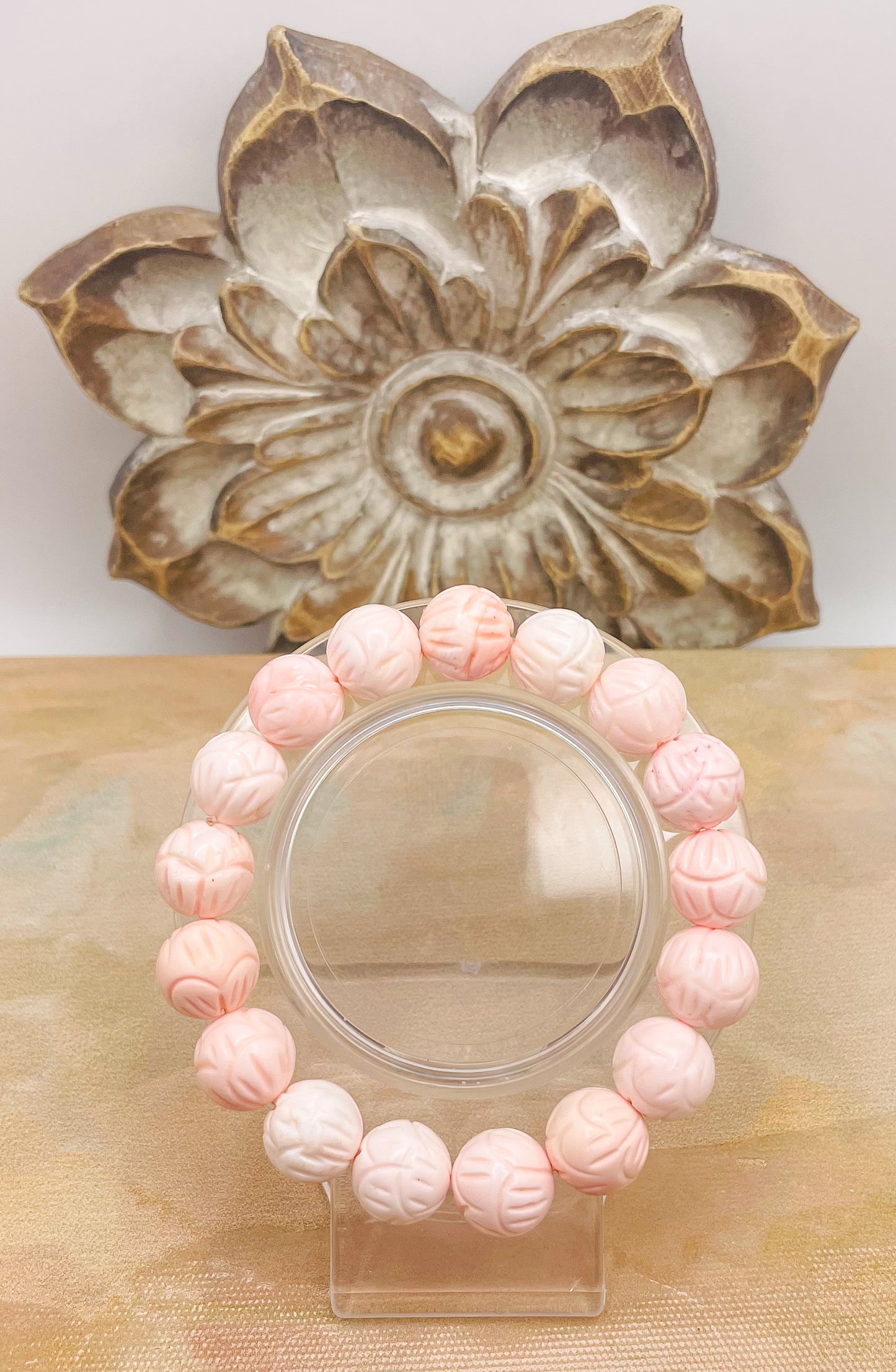 Natural Lotus Craved Pink Queen Conch Shell Beaded Stretch Bracelet w/ Certificate of Authenticity