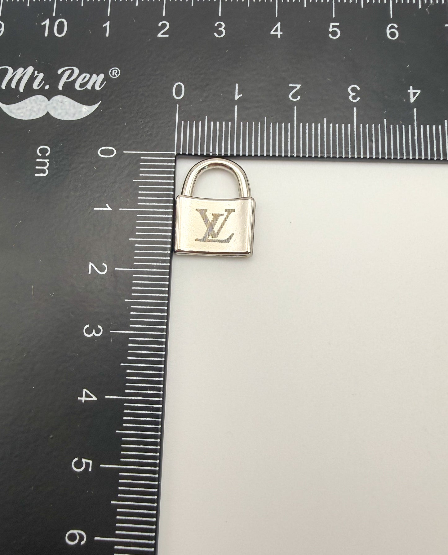 High Quality LV Inspired Lock N Key, Heart Colorful Metal Charm sets