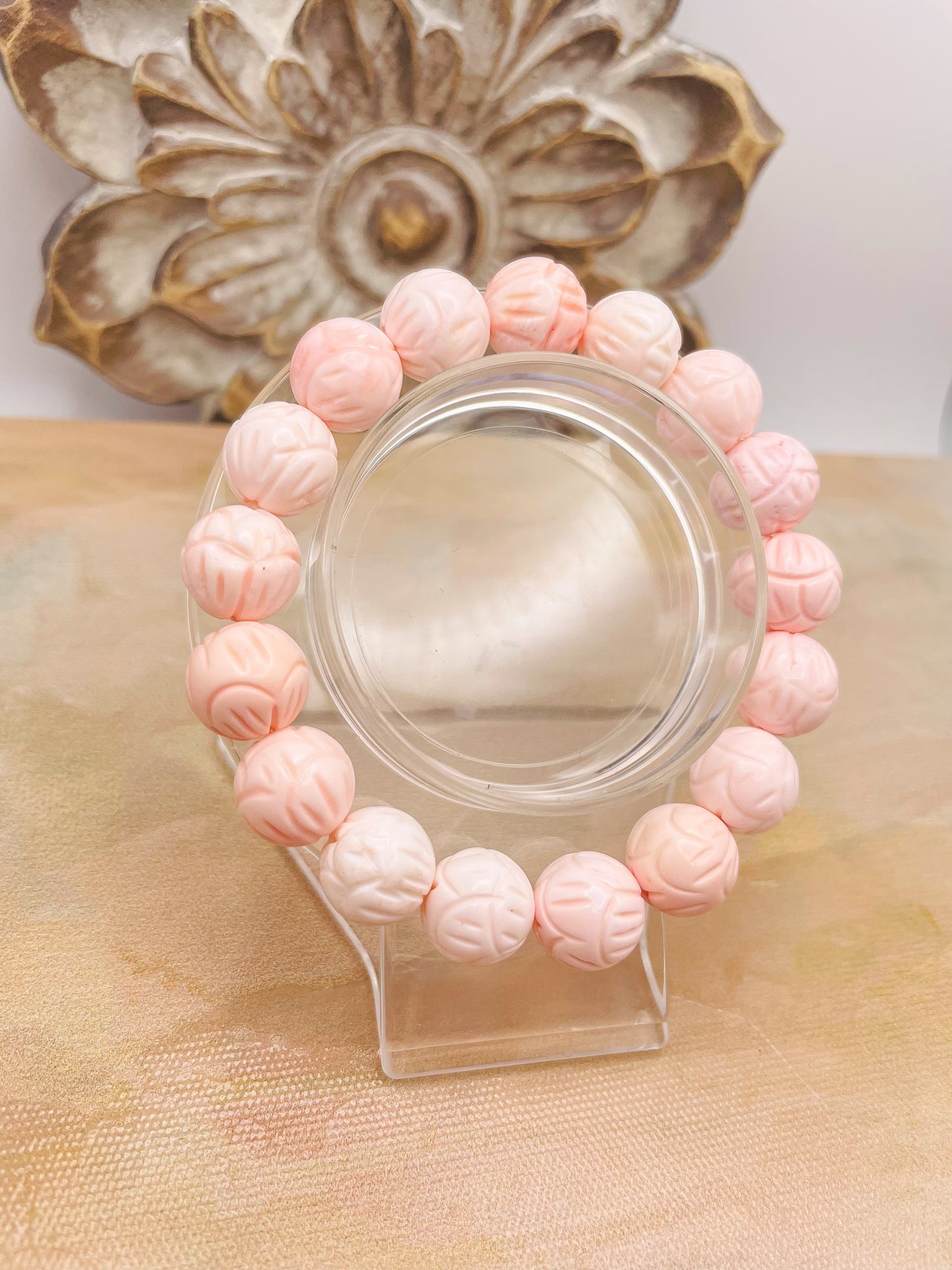 Natural Lotus Craved Pink Queen Conch Shell Beaded Stretch Bracelet w/ Certificate of Authenticity