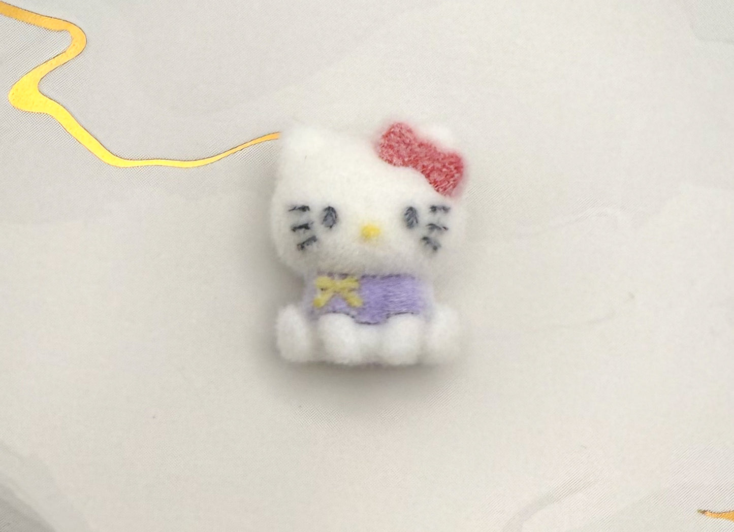 Suede Covered HK Kitty DIY Pen Focal Bead