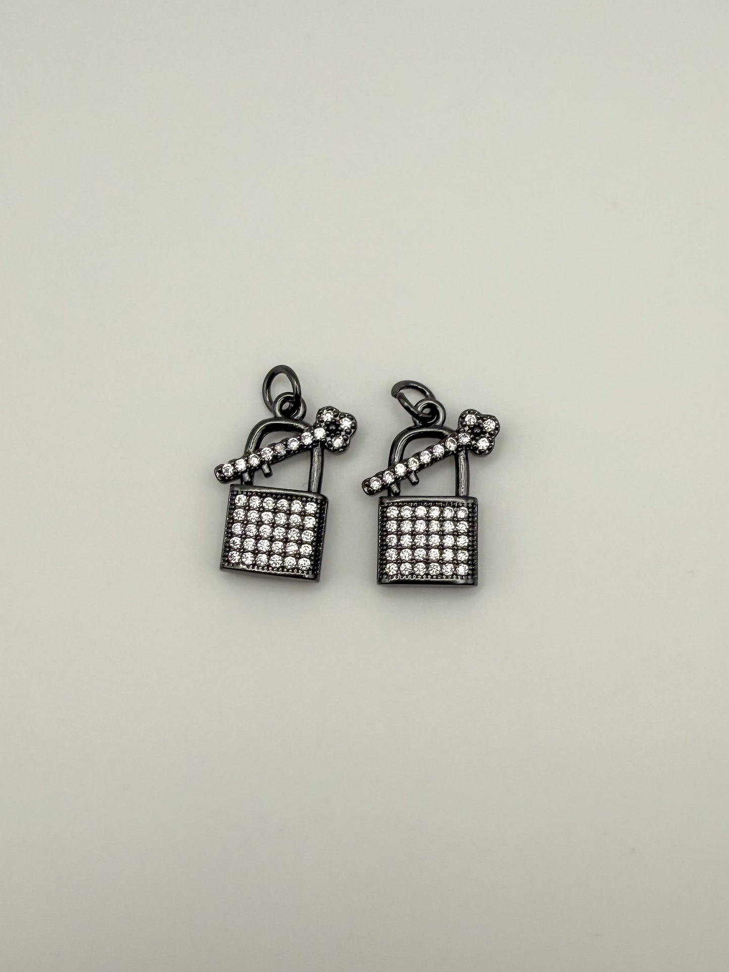 Black Sparkling Lock & Key Metal Charm Pendant