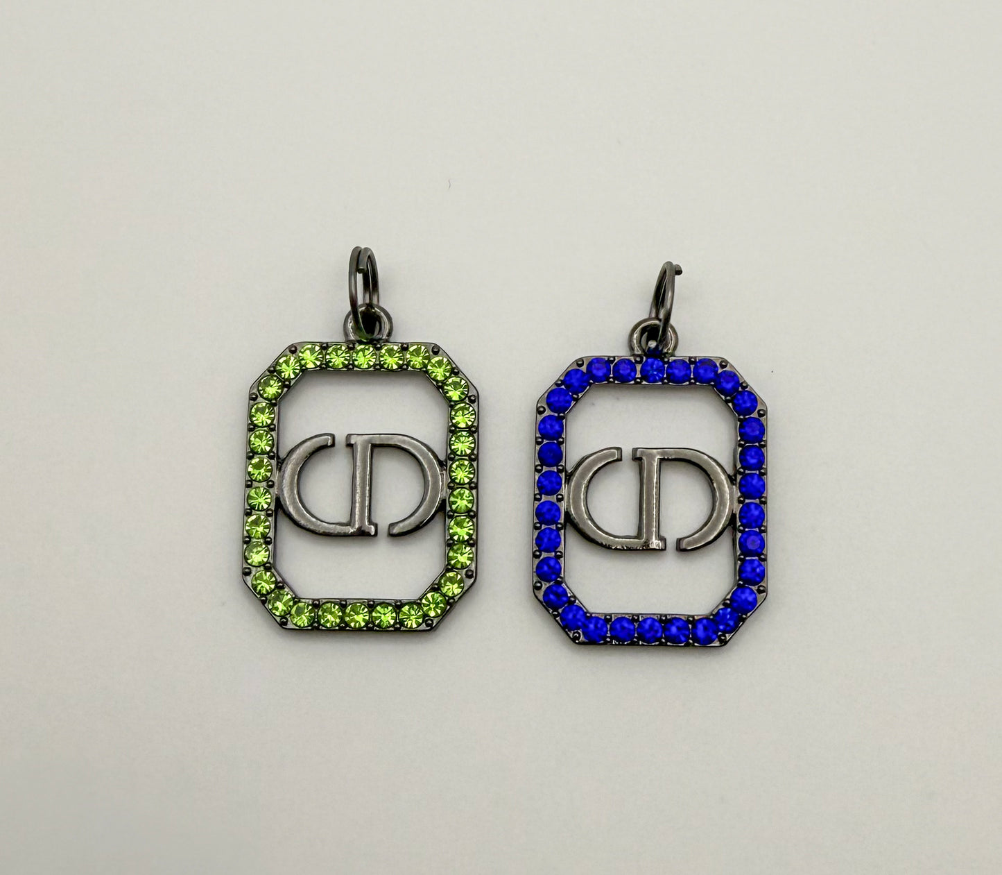 Color Rhinestone High Quality CDior Black Metal Charm Pendants