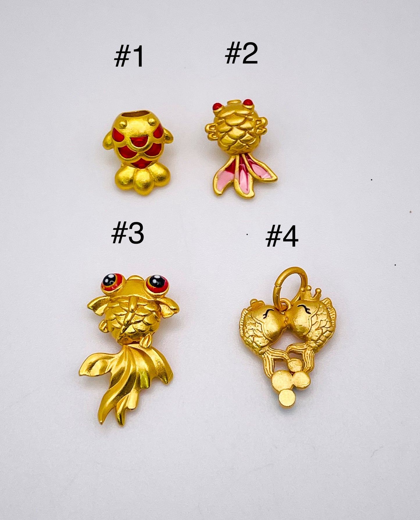 S999 Gold Fish Charms/Charm Beads