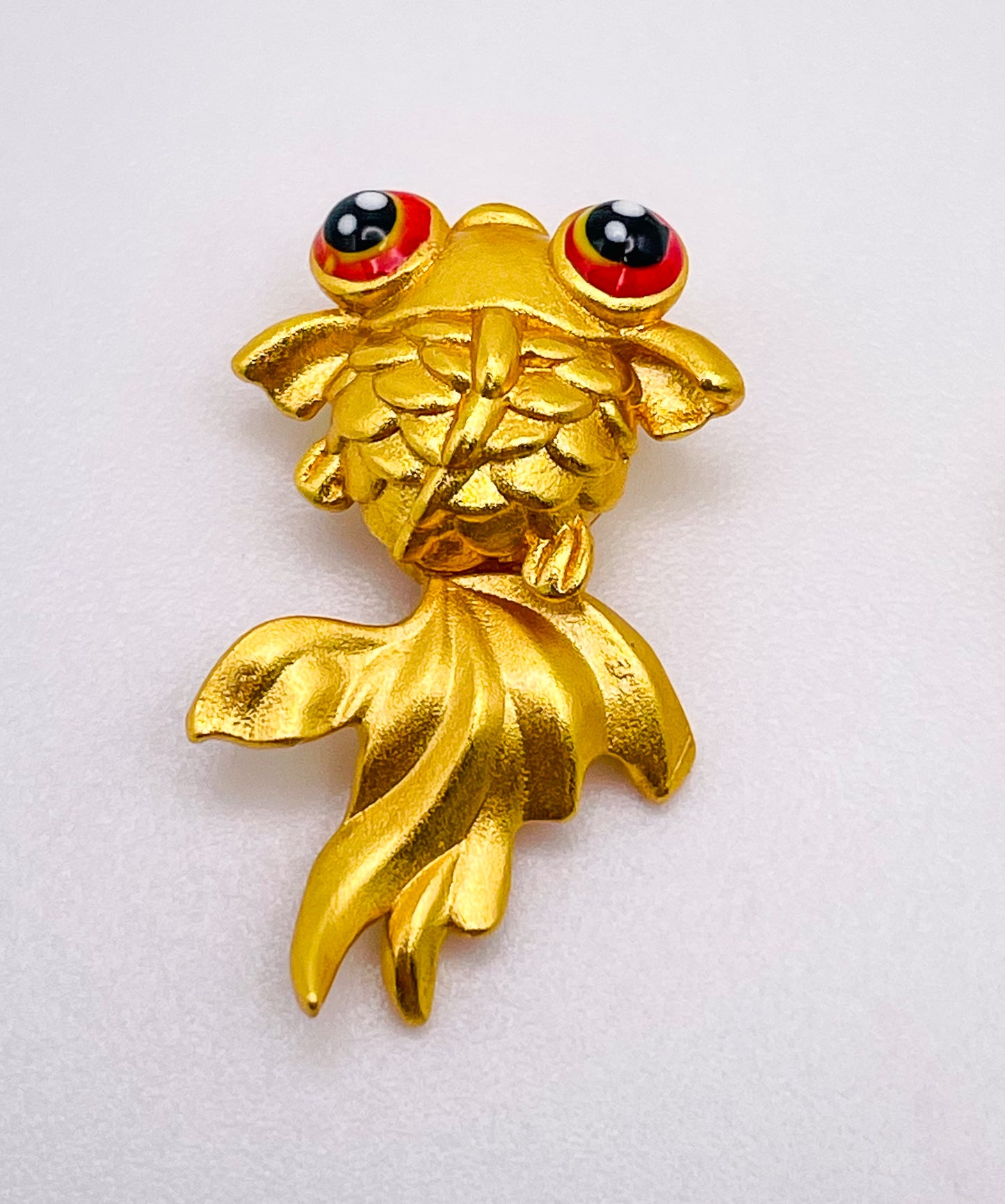 S999 Gold Fish Charms/Charm Beads