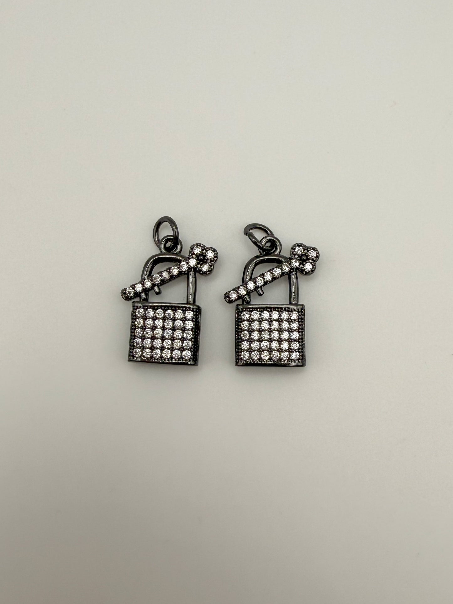Black Sparkling Lock & Key Metal Charm Pendant