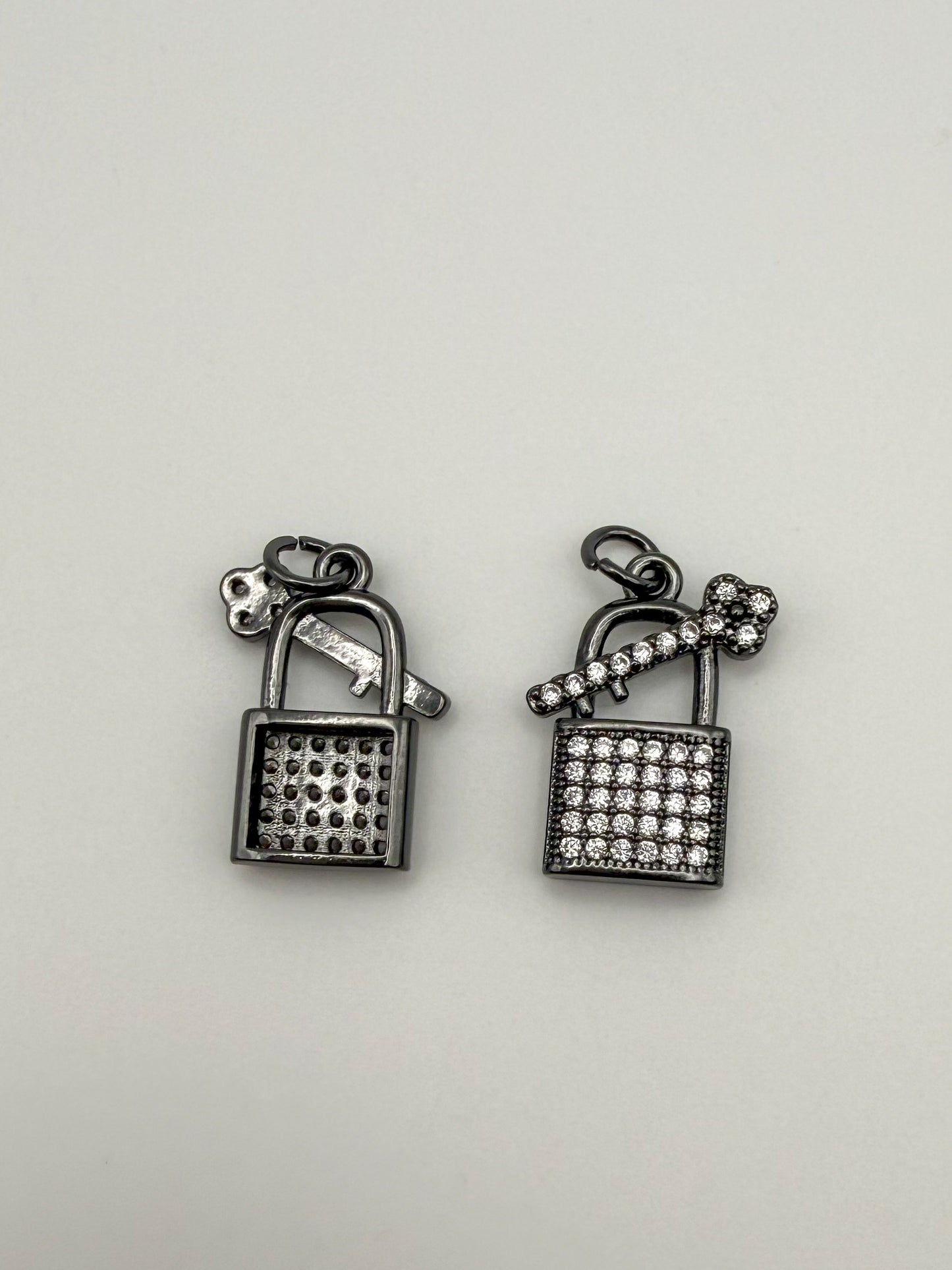 Black Sparkling Lock & Key Metal Charm Pendant