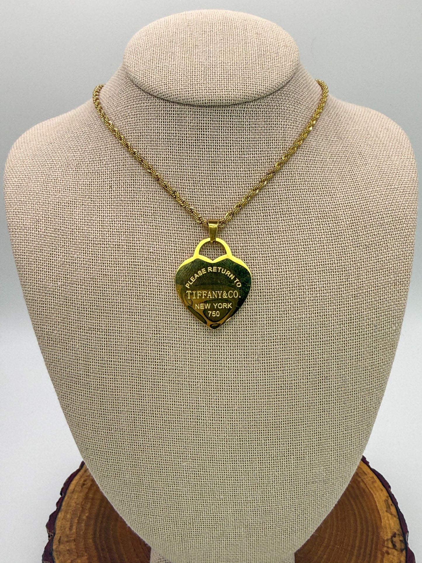 Gold Stainless Steel T&Co Heart Pendant Twist Rope Chain Necklace