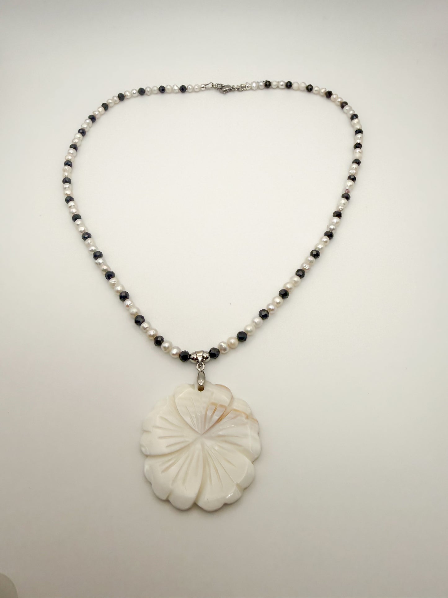 Natural Mother of Pearl Shell flower Pendant Freshwater Pearl & Natural Black Spinel Gemstone Statement Necklace