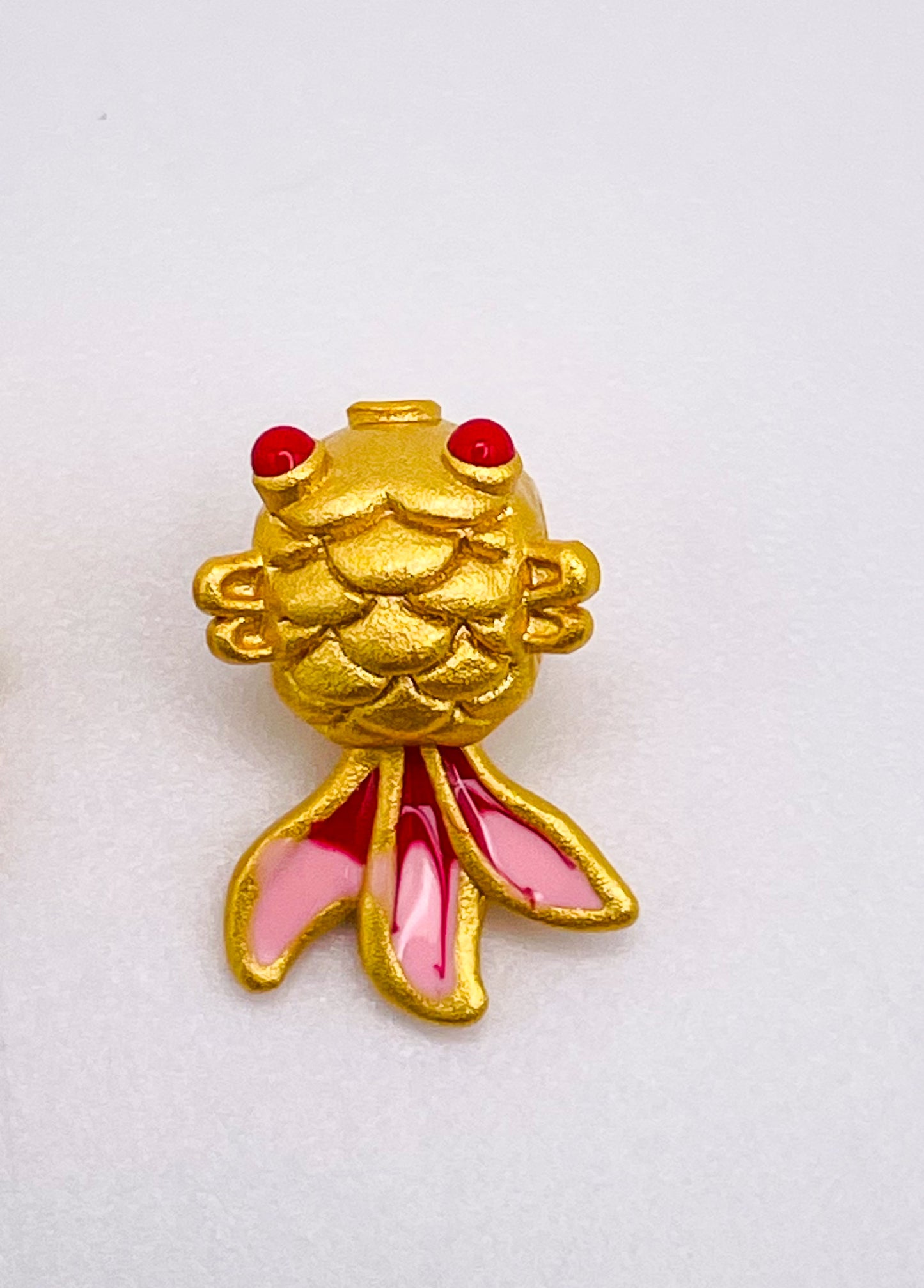 S999 Gold Fish Charms/Charm Beads