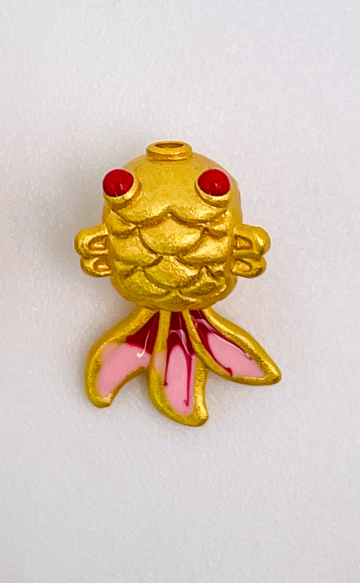 S999 Gold Fish Charms/Charm Beads