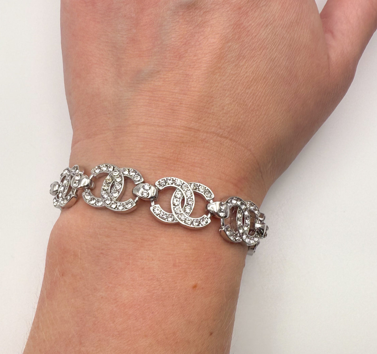Elegant CC Designer Silver or Gold Matching Necklace and Bracelet set