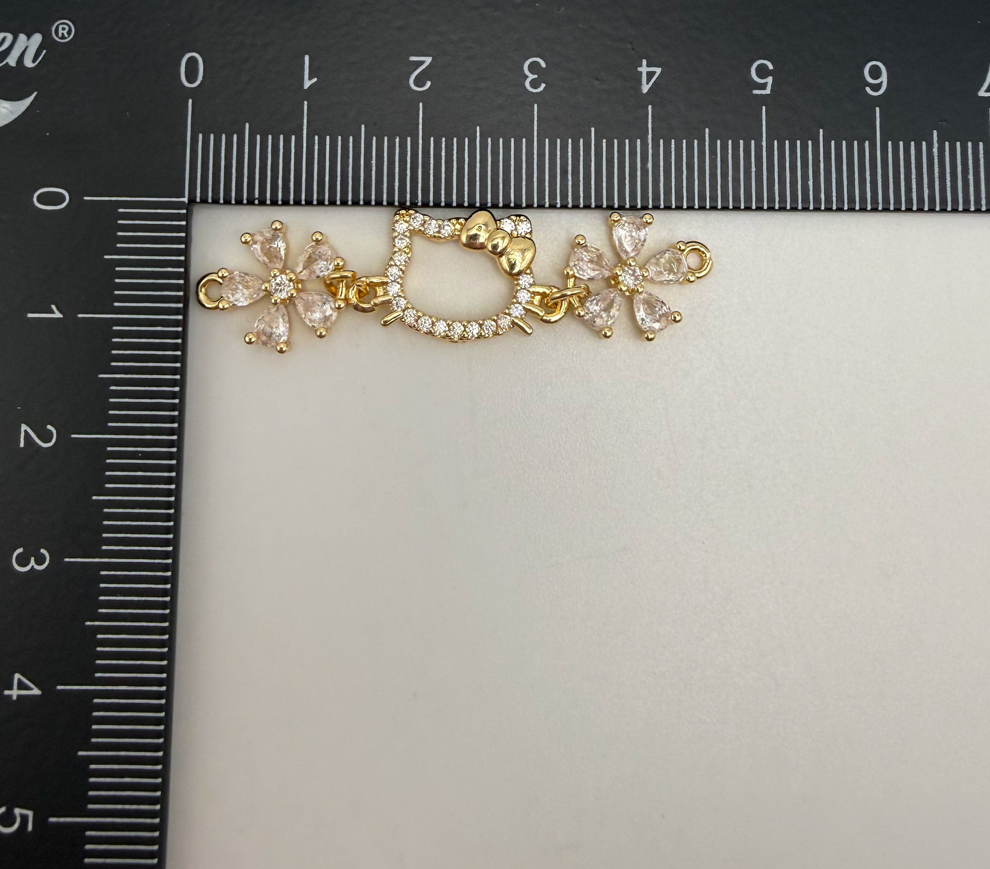 HK Kitty Head Bling Connector Charms