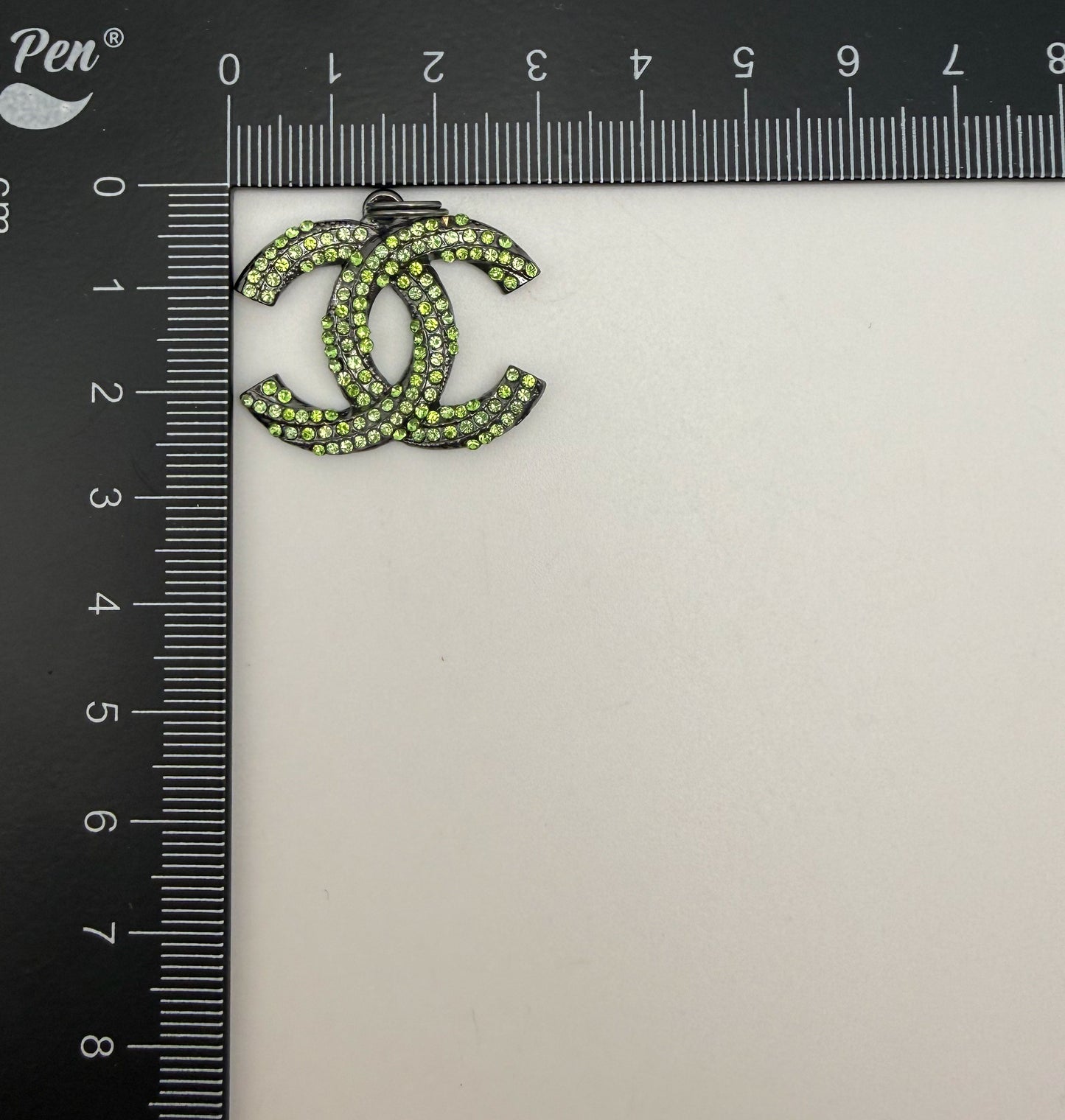 High Quality Designer Bling Black Metal Charm Pendants