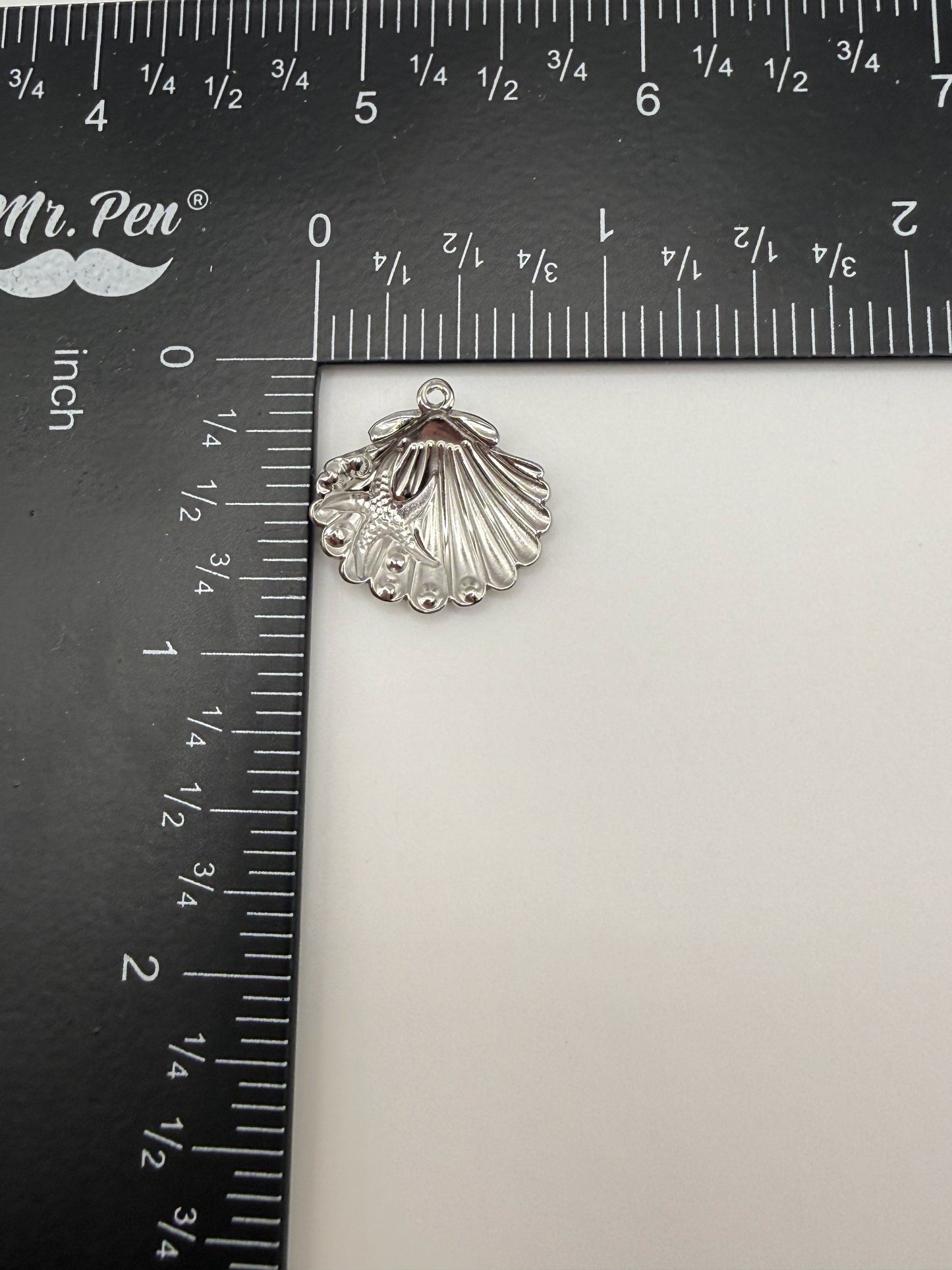HQ Mixed Metal Ocean Shell Charm Pendant