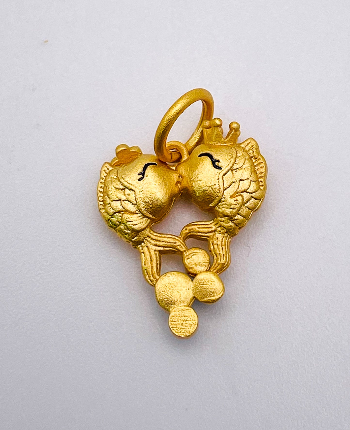 S999 Gold Fish Charms/Charm Beads