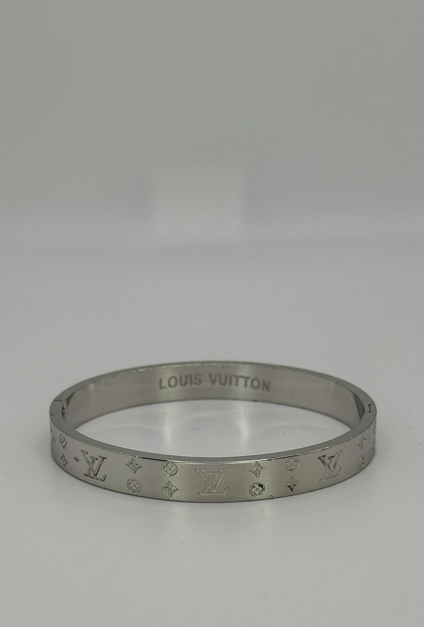 High Quality LV Designer Silver Stainless Steel Bangle Bracelet with Designer Stamp