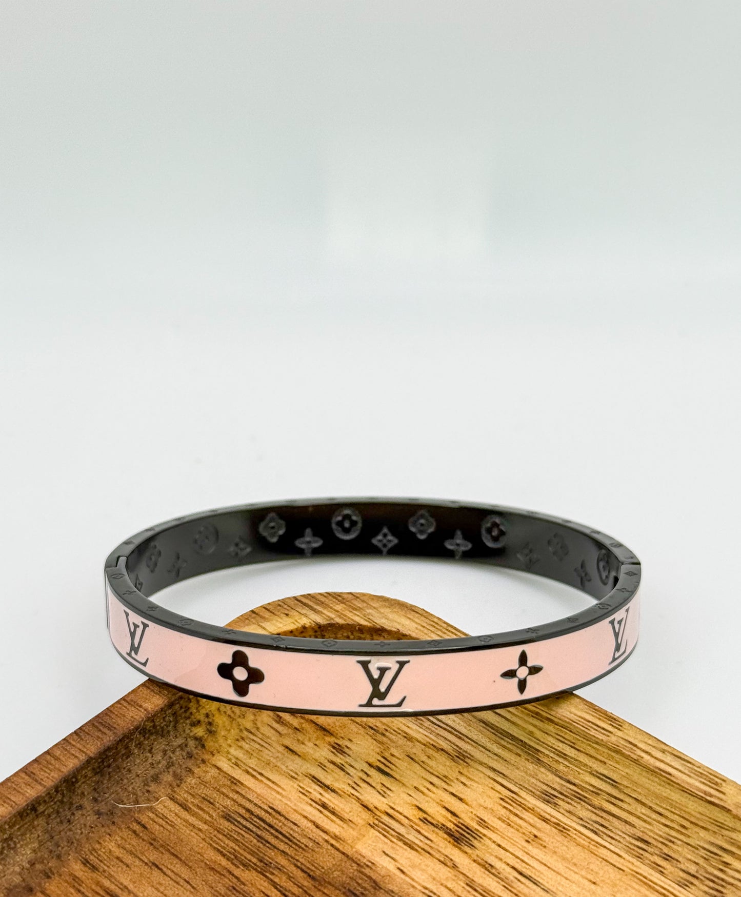 High Quality LV Designer Black Stainless Steel Bangle Bracelet