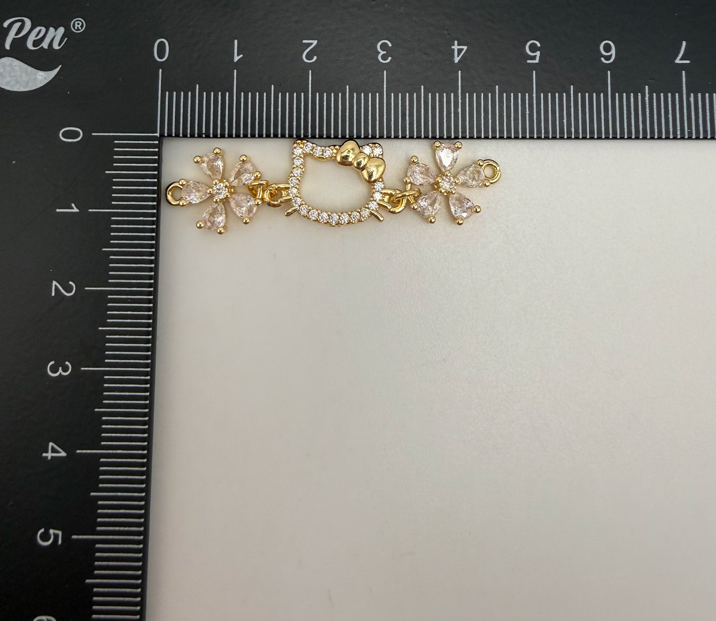 HK Kitty Head Bling Connector Charms