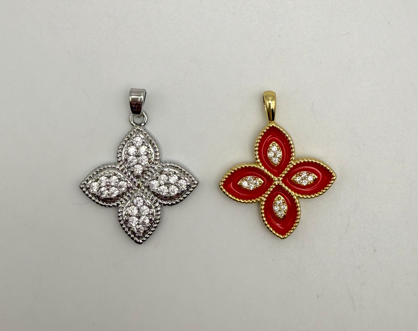 High Quality LV Clover Inspired Bling Pendants