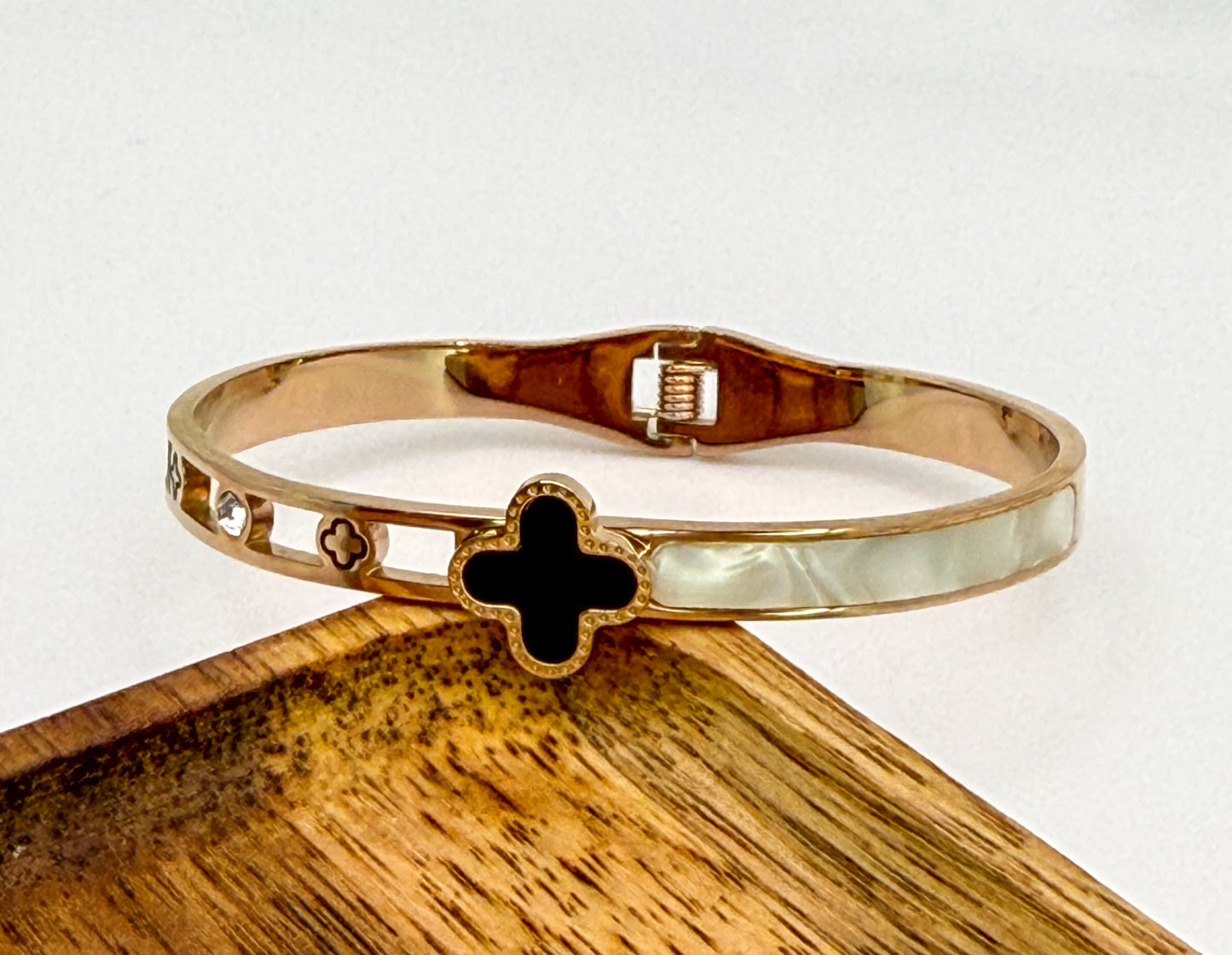 LV Clover Rose Gold Bangle Bracelet