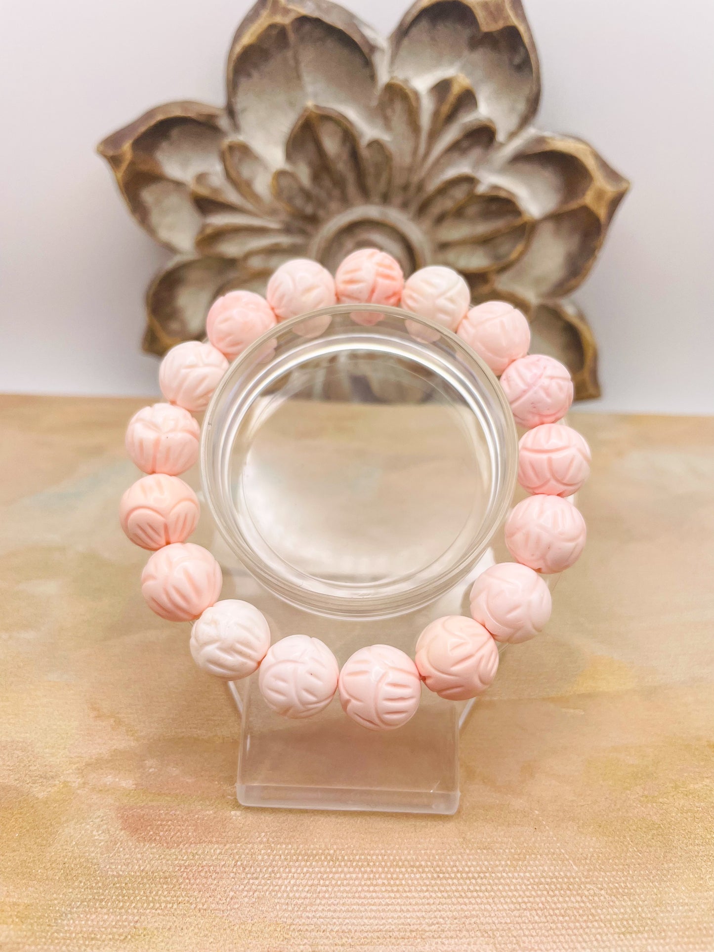 Natural Lotus Craved Pink Queen Conch Shell Beaded Stretch Bracelet w/ Certificate of Authenticity