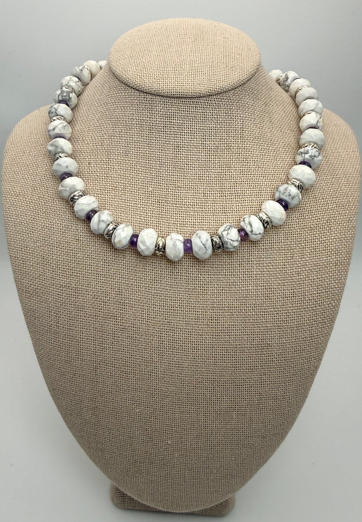Natural Howlite & Amethyst Crystal Beaded Gemstone Necklace