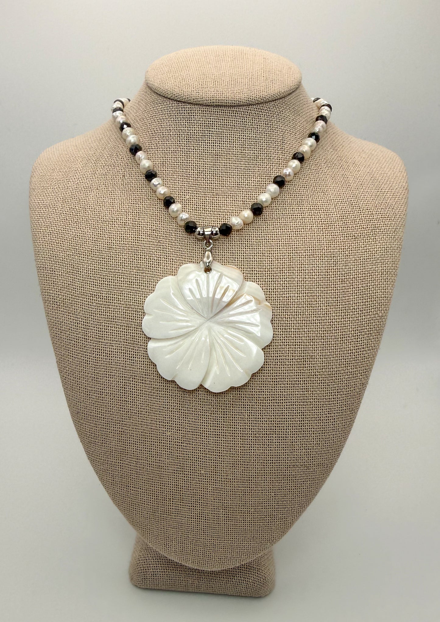 Natural Mother of Pearl Shell flower Pendant Freshwater Pearl & Natural Black Spinel Gemstone Statement Necklace