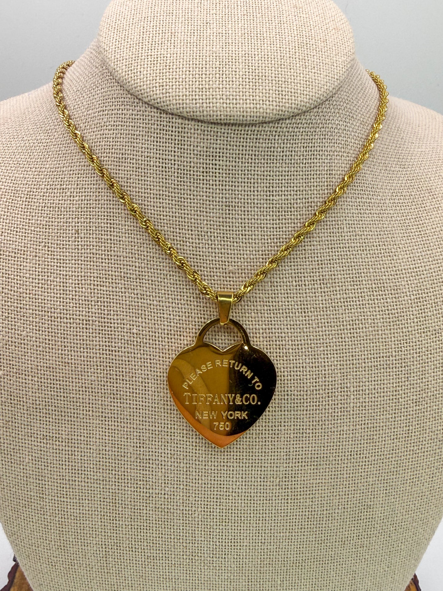 Gold Stainless Steel T&Co Heart Pendant Twist Rope Chain Necklace