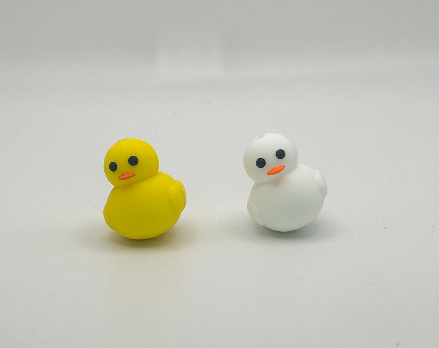 Rubber Ducky & White Bath Tub Silicone DIY Pen Focal Beads