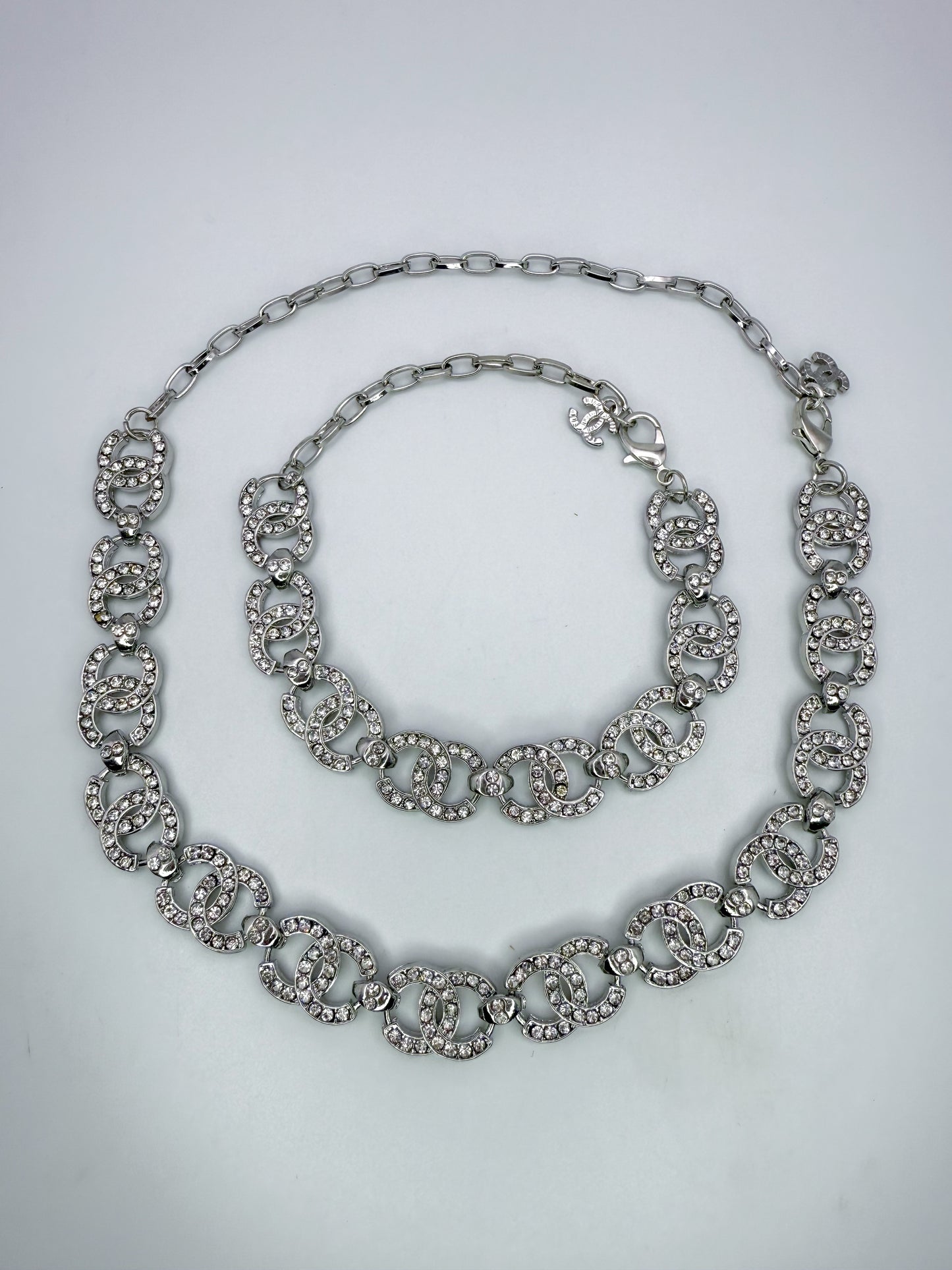 Elegant CC Designer Silver or Gold Matching Necklace and Bracelet set