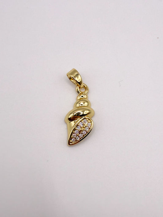Gold Conch Shell Charm Pendant