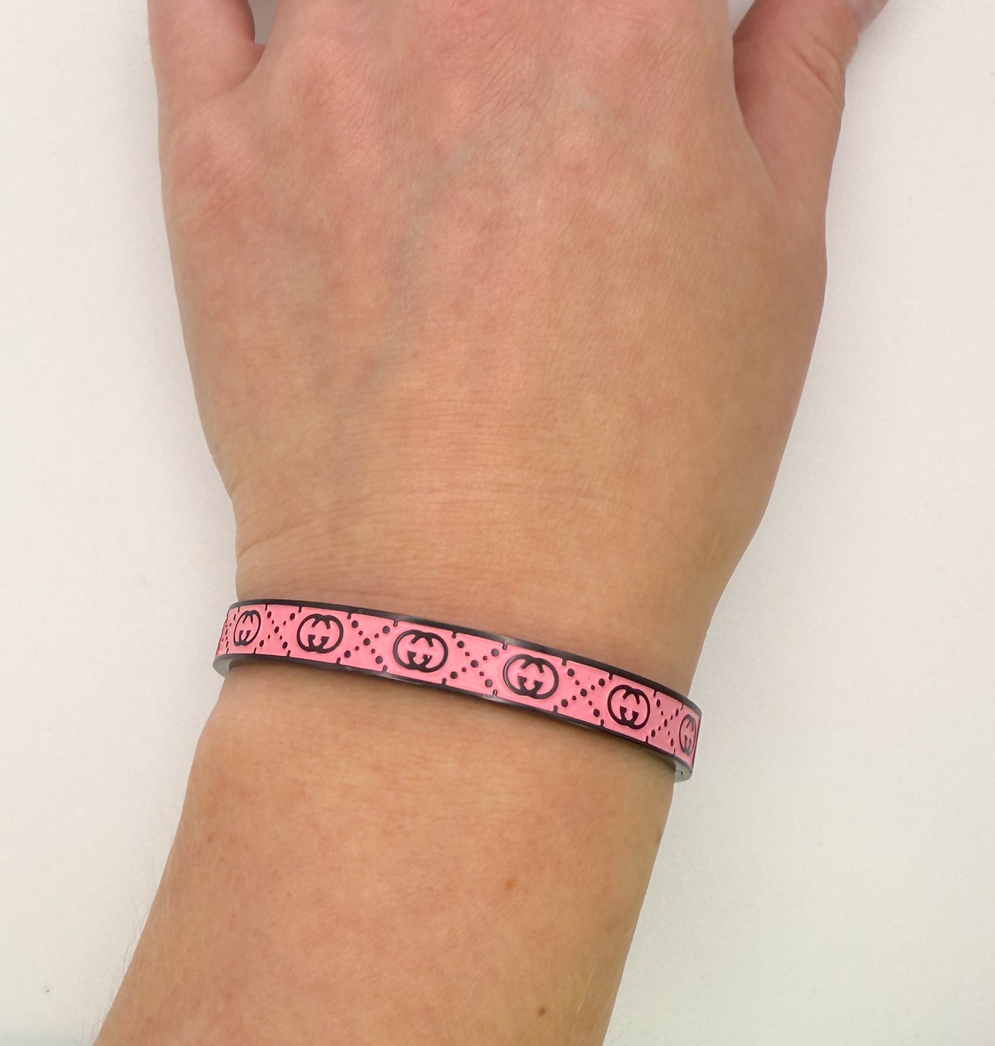 High Quality Gucci Designer Black Stainless Steel Bangle Bracelet