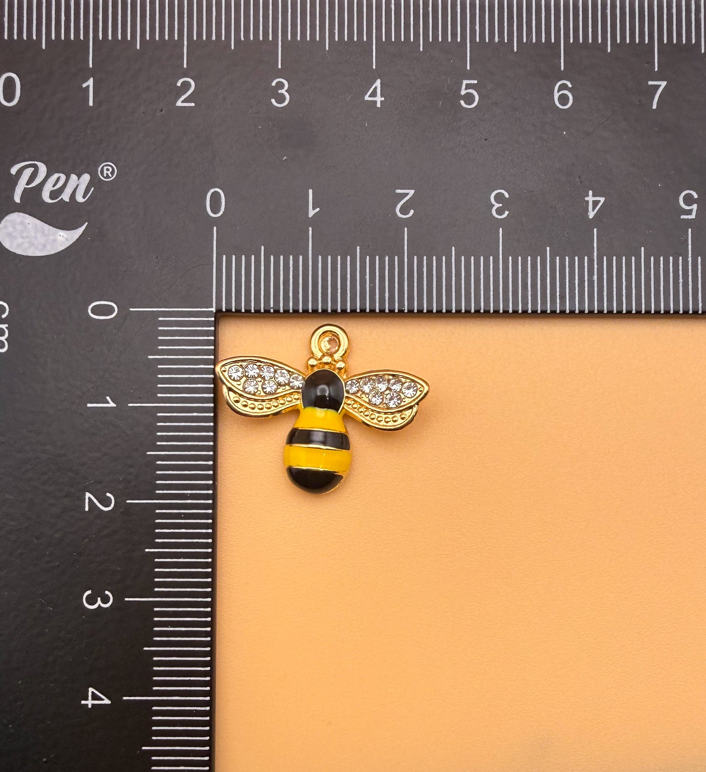 Gold 3D Bumble Bee Metal Charms