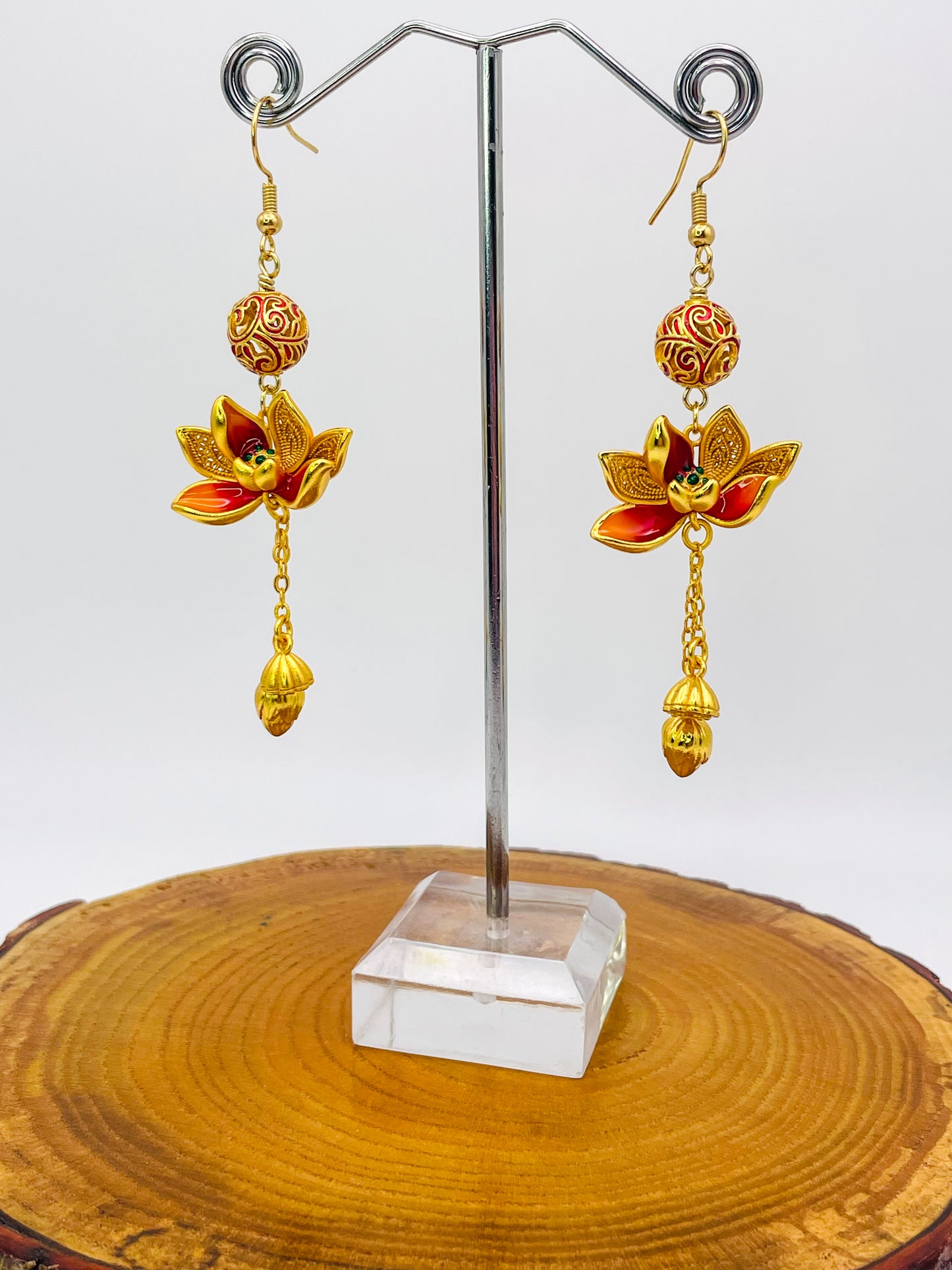 Beautiful Sand (999) Gold Lotus Earrings