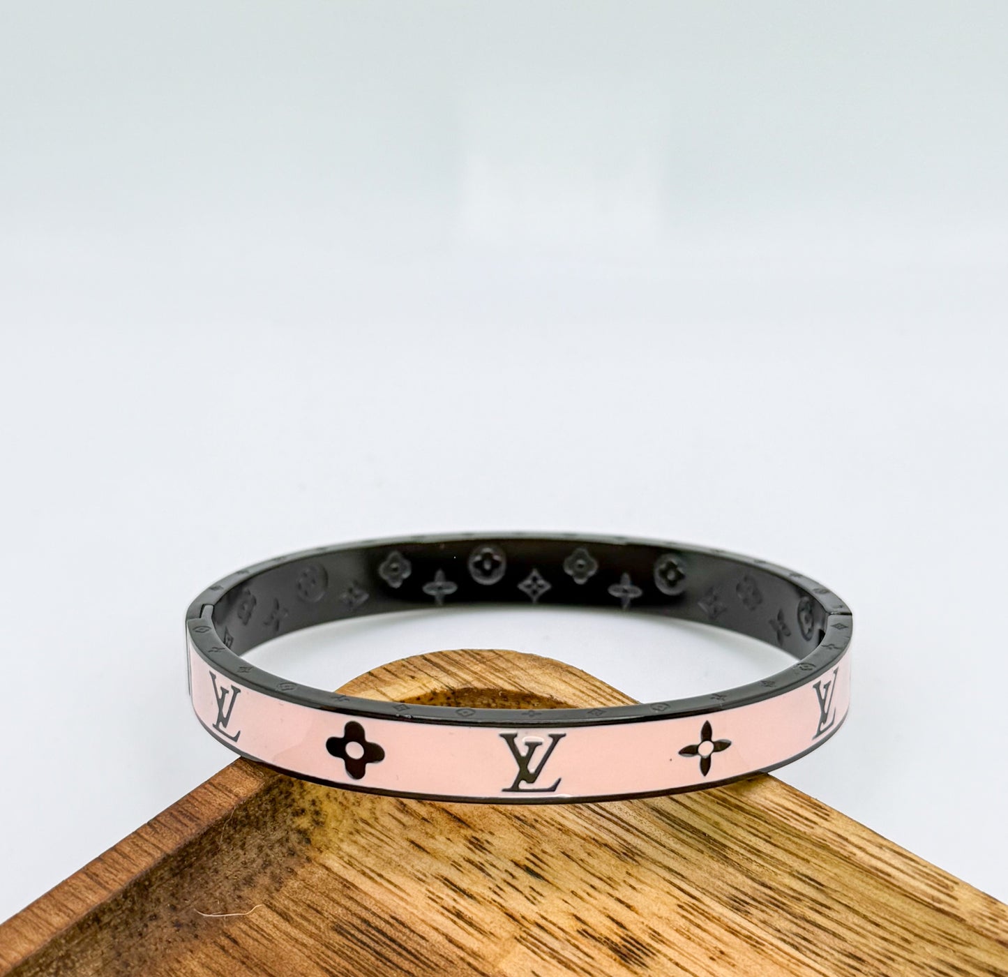 High Quality LV Designer Black Stainless Steel Bangle Bracelet