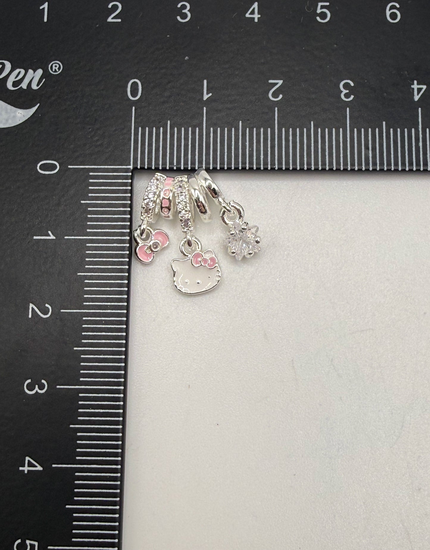 Hello Kitty Spacer Bead Charm Pendant
