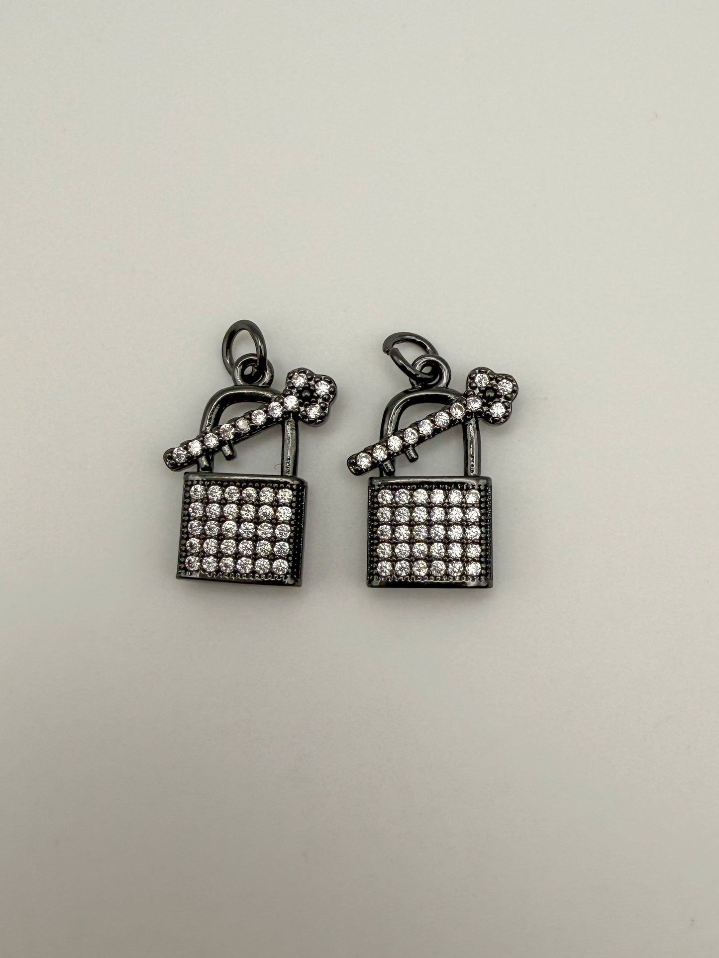 Black Sparkling Lock & Key Metal Charm Pendant