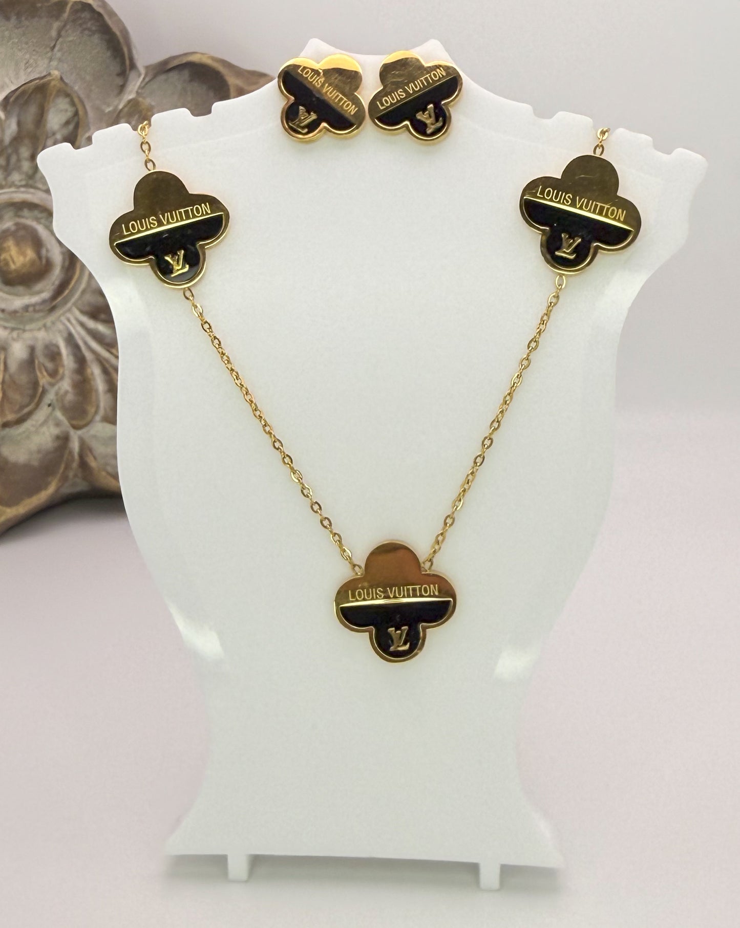 LV Gold & Black Logo Clover Jewelry Set-Matching Necklace, Stud Earrings & Bracelet