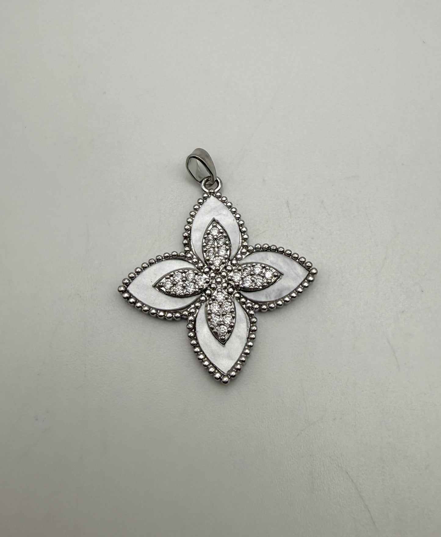 LV Inspired Clover Design Pendants with Natural Shell Inserts